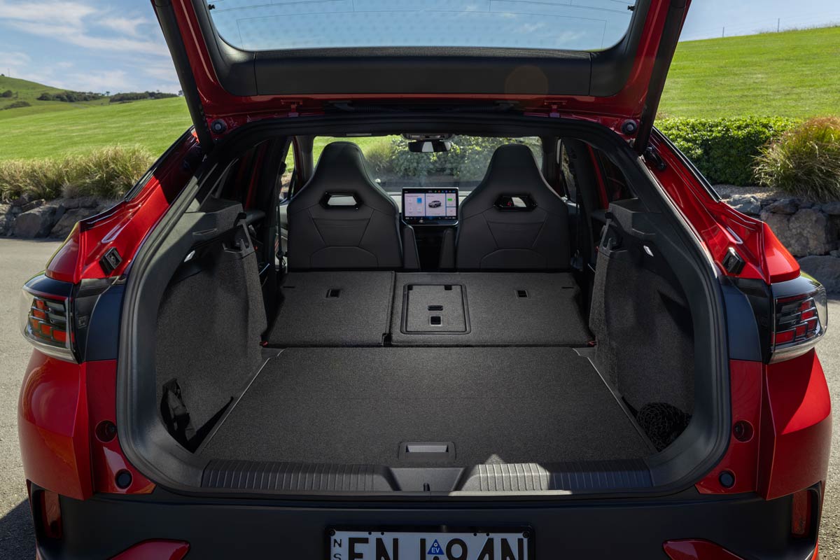 2025 Volkswagen ID.5 GTX cargo