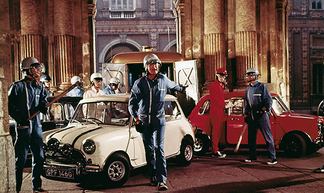 1968 Austin Mini Cooper S/2003 Mini Cooper S in The Italian Job